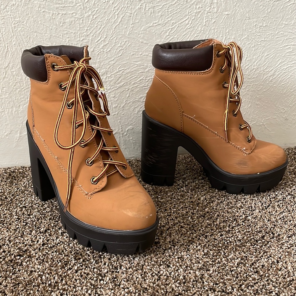 Platform High Heeled Lace Up Construct Boots